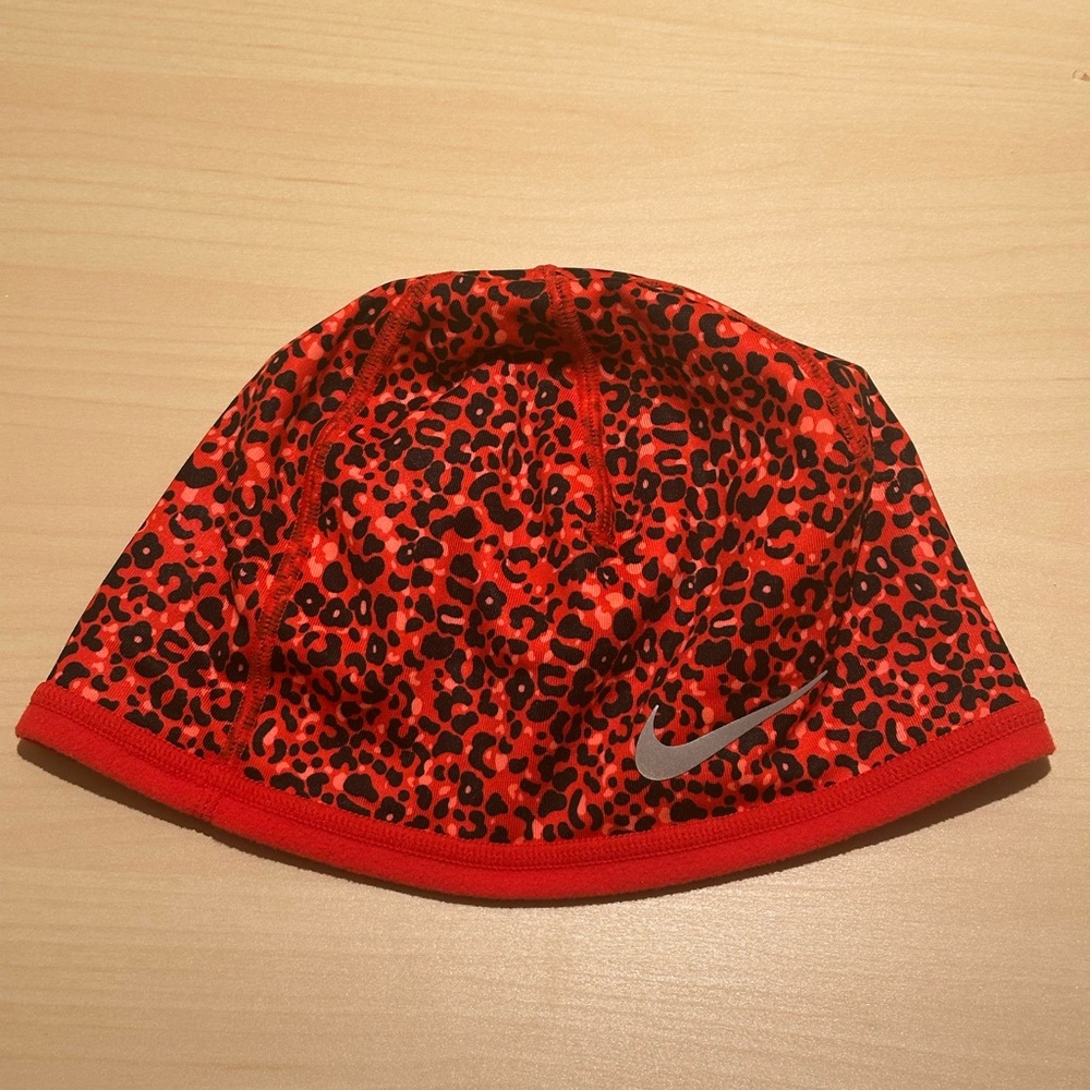 Nike Womens Reversible Hat Brand New With Tags